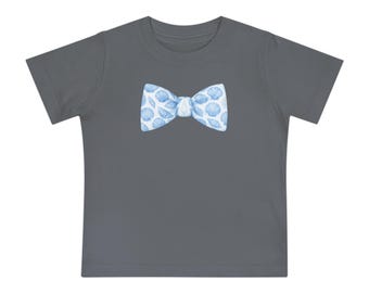 Junge Muschel Fliege Baby T-Shirt | Maritime Muscheln