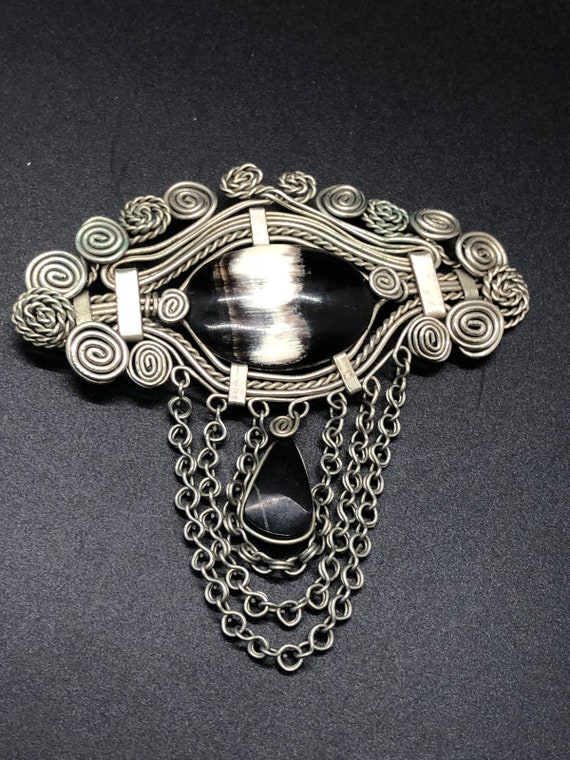 Silver Wire Wrapped Ethnic Tribal Horn Brooch