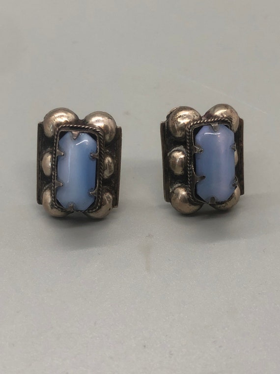 Vintage Mexican Silver Chalcedony Screw-on Earring