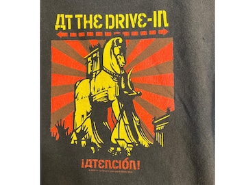 at the drive-in FEARLESS RECORDS シャツ　M Vintage Y2K at the Drive in Gas Mask T-shirt Fearless Records