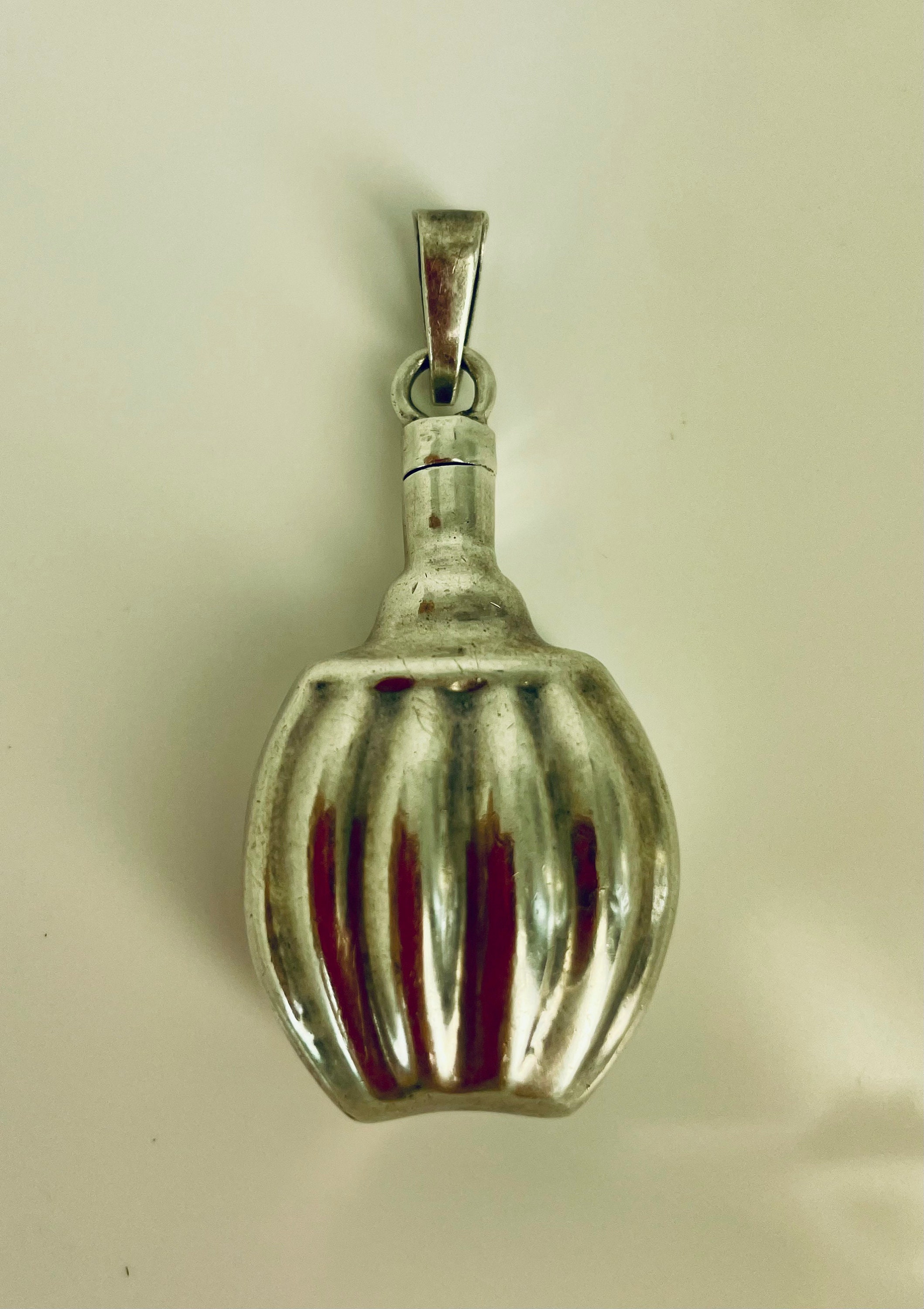 Sterling silver perfume bottle pendant - Etsy 日本