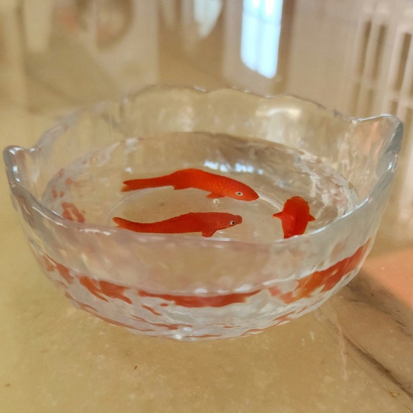 3D  traditional Persian Haftseen goldfish, hand-made from resin in a crystal clear bowl is also one of the best gifts for any occasion.