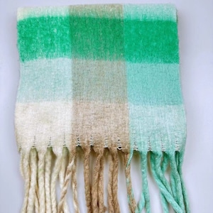 Bufanda reversible Mohair, bufanda de invierno de mezcla esponjosa, bufanda a cuadros arco iris, bufanda a cuadros con flecos, bufanda acogedora, chal, regalo de Navidad Verde