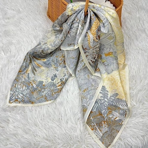 68cm 100% Mulberry Silk Scarf Square, Women's Scarf, Fashion Scarf, Bandana, Bag Accessory, Vintage Silk Scarf，Gift-Packaged Free Shipping