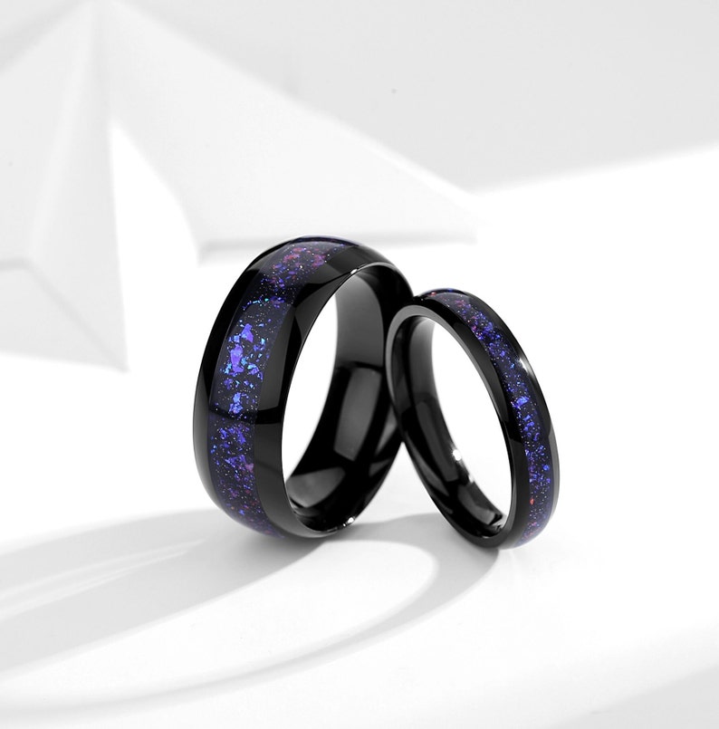 Galaxy Paar Ring Set, Orionnebel Hochzeit Passende Versprechen Ringe für Frauen, 2 Stück Schwarzgold gefüllt Verlobungsring. Bild 1