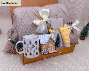 Hygge Holiday gift box, Cozy Christmas Gift basket, Winter Gift box, Get well soon, Appreciation gift box