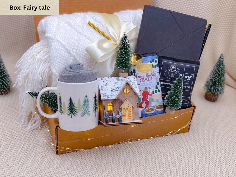 Deluxe Holiday Gift Box, Christmas Gift Idea, Warm & Winter Gift Box, Sending a Hug, Gift Box for Women, Hygge Gift Basket, New Years Gifts Fairy tale