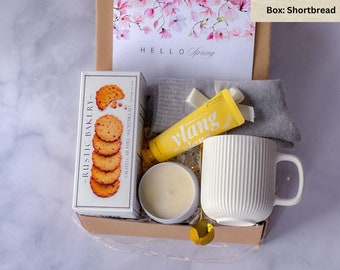 Sending Sunshine Gift Box for Women, Gift Basket with Blanket and Mug, Chocolate, Candle, Get Well Gift for Her, Thinking of You Gift Box