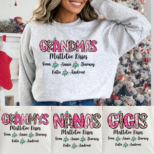 Grandma Christmas Shirt With Kids Names, Grandma’s Mistletoe Kisses Shirt, Personalized Christmas Grammy Tee, Custom Nana Xmas Shirt