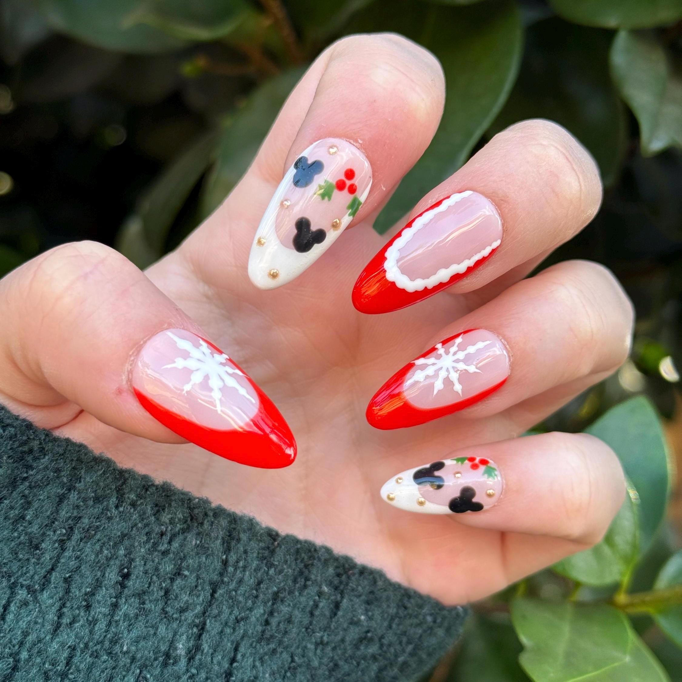 Disney Inspired Mistletoe Red and White French Tip Christmas Press