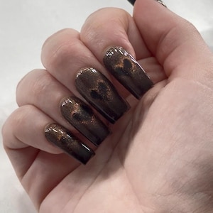 Brown Heart Cat Eye Press On Nails