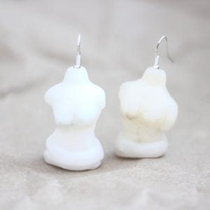 Brincos Estátua Antiga Torso Mulher Corpo Feminino Mármore
