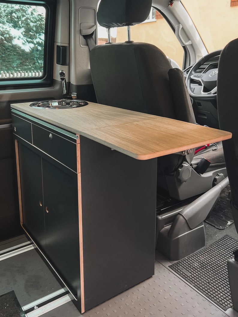 QSULNN Console Centrale In Pelle Nera Con Portaoggetti Per VW T5 T6 T6.1 (2003-2019) Sedili Singoli