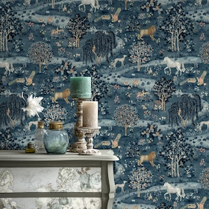 Papel de Parede Estilo William Morris The Velvet Forest, Mural de Parede com Animais da Floresta Encantada, Papel de Parede Vintage da Natureza imagem 2
