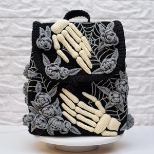 PDF Crochet Pattern Grave Backpack image 1