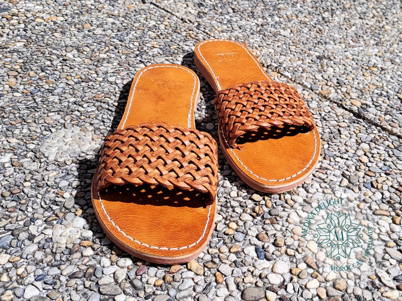 Sandales Marocaines en Cuir Tressé pour Femmes, Sandales Marocaines en Cuir Faites à la Main, Sandales d'Été Artisanales, Sandales Colorées Chocolate