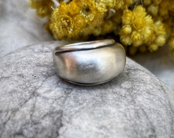 Solid Bold sterling silver ring/ Chunky silver ring/ Bold statement ring/ Minimalist ring/ 925 silver Ring/ Dome silver ring/ Big Band Ring