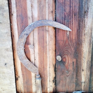 Hungarian Antique primitive brown hand sickle, tools for dad, hand carved tool, antique hand gifts, farm tools, farmhouse decor for wall
