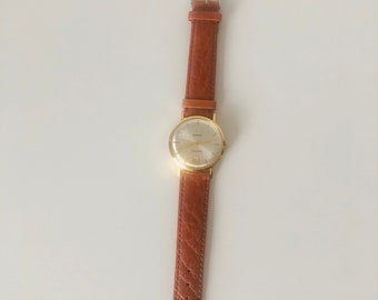 Vintage Rado Streamline wrist watch gold Swiss made brown leather straps 1960s