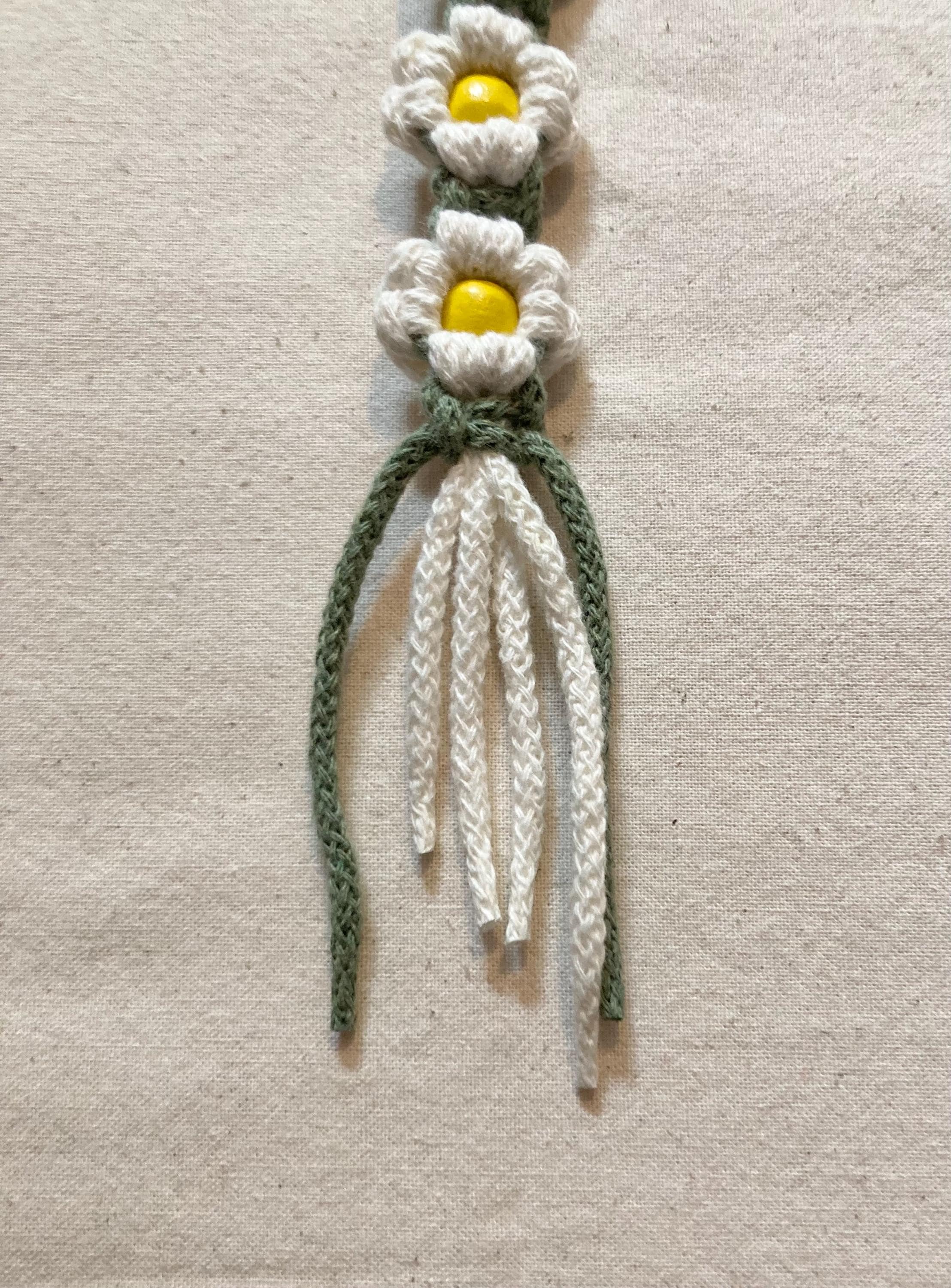 Macrame Cream Daisy Flower Door/Window Hanger