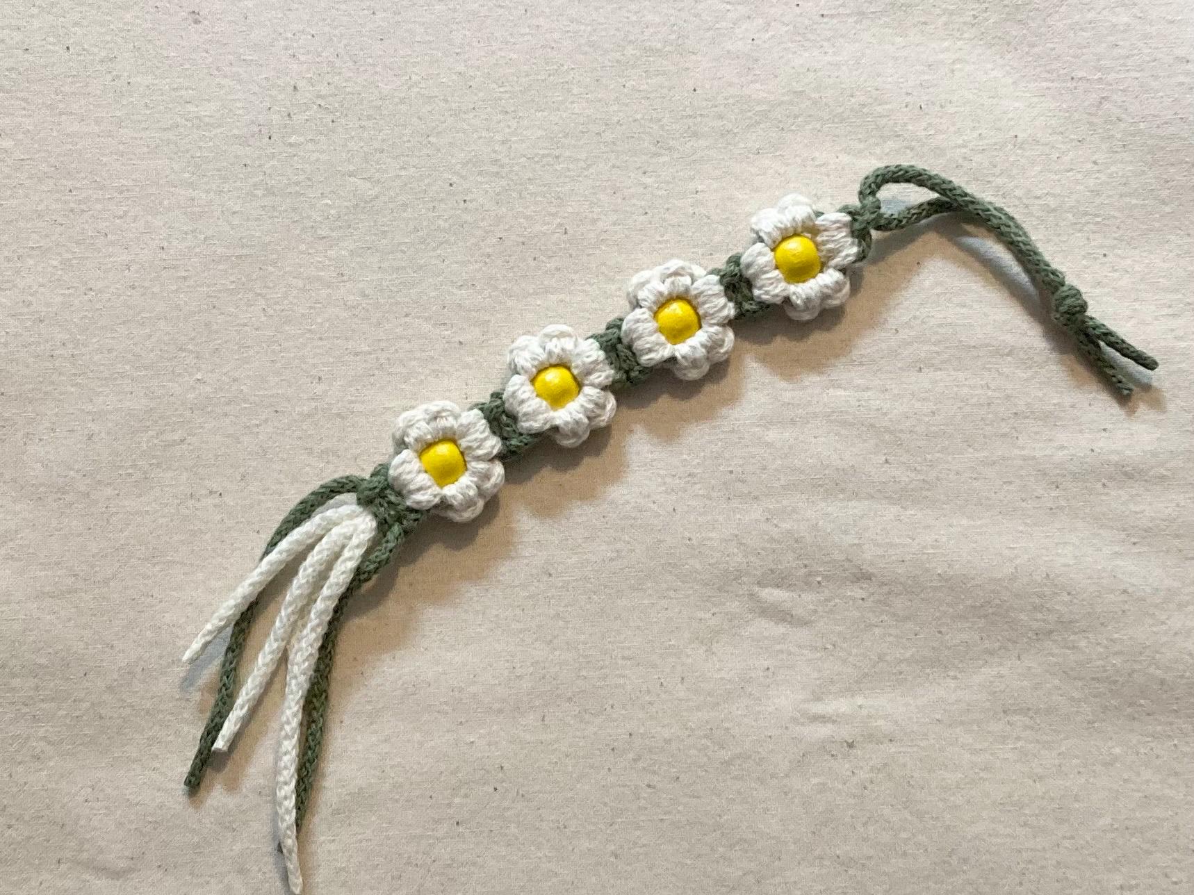 Macrame Cream Daisy Flower Door/Window Hanger - handmade by Windchime Cord & Craft in Derbyshire