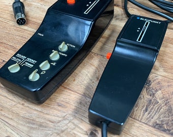 Vintage Blaupunkt Santiago Color TS video game console uit 1977 - squash, pelota, hockey en tennis