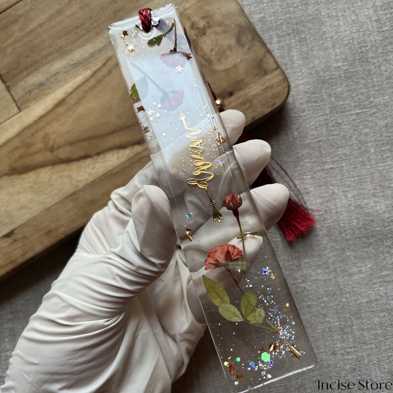 Handmade Resin Bookmark with dried pressed flowers and tassel, Personalized Bookmark for gifting, book lover gift image 2
