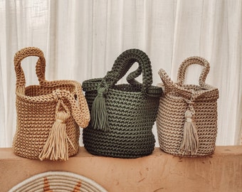 Crochet Hand Wrist Bag Nylon Top Handle Moroccan Round Tassel