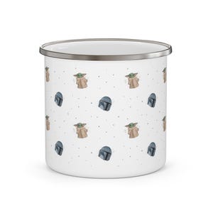 Taza de camping esmaltada de Mandalorian y Baby Yoda imagen 1