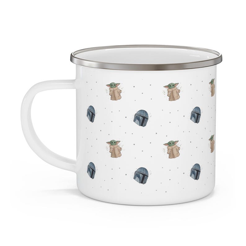 Taza de camping esmaltada de Mandalorian y Baby Yoda imagen 3