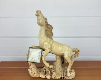 Vintage Horse Figurine Table Clock – Wild Stallion Sculpture with Built-in Clock – 30x26x12 cm