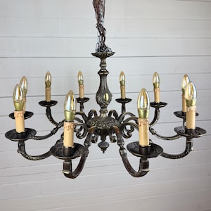 Vintage 10-Arm Brass Chandelier – Baroque Style – Ornate Rococo Design – 80cm Diameter