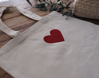 Embroidered tote bag with Heart pattern / Embroidered tote bag