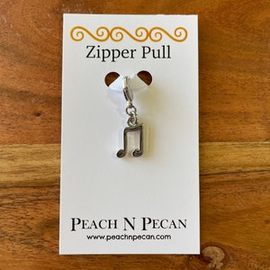 Music Zipper Pull