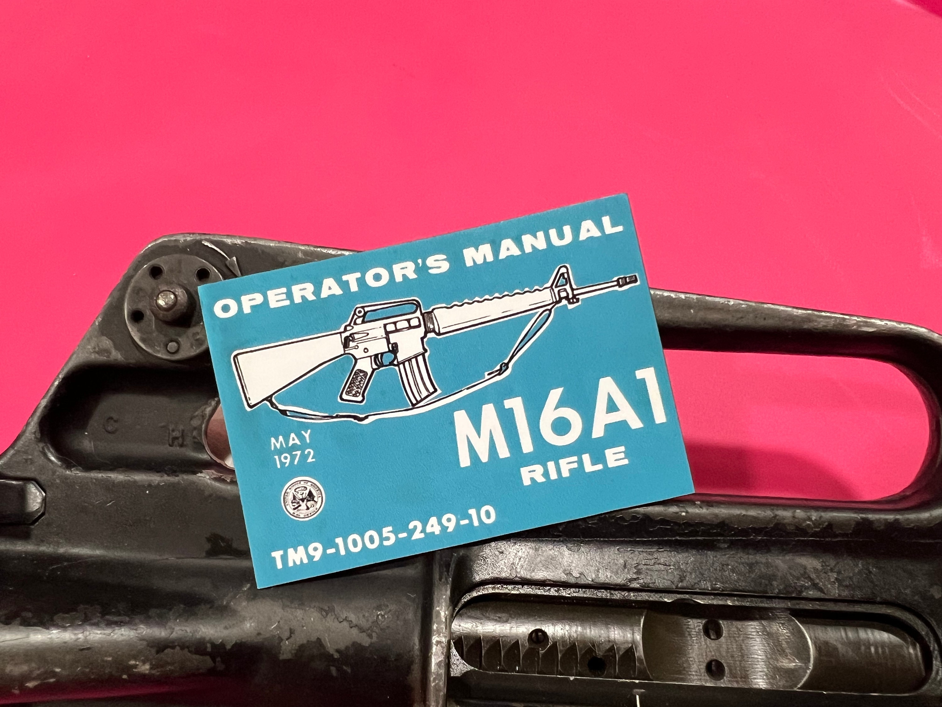 Colt M16A1 MAGNET Operator’s Manual (cover) -- USGI, Vietnam, Desert ...