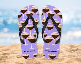Espresso Martini Flip-Flops Kaffee Strand Sandalen Braut Sommer Getränk Outdoor Hosting Accessoires Pool Party Geschenkideen Lila Bachelorette