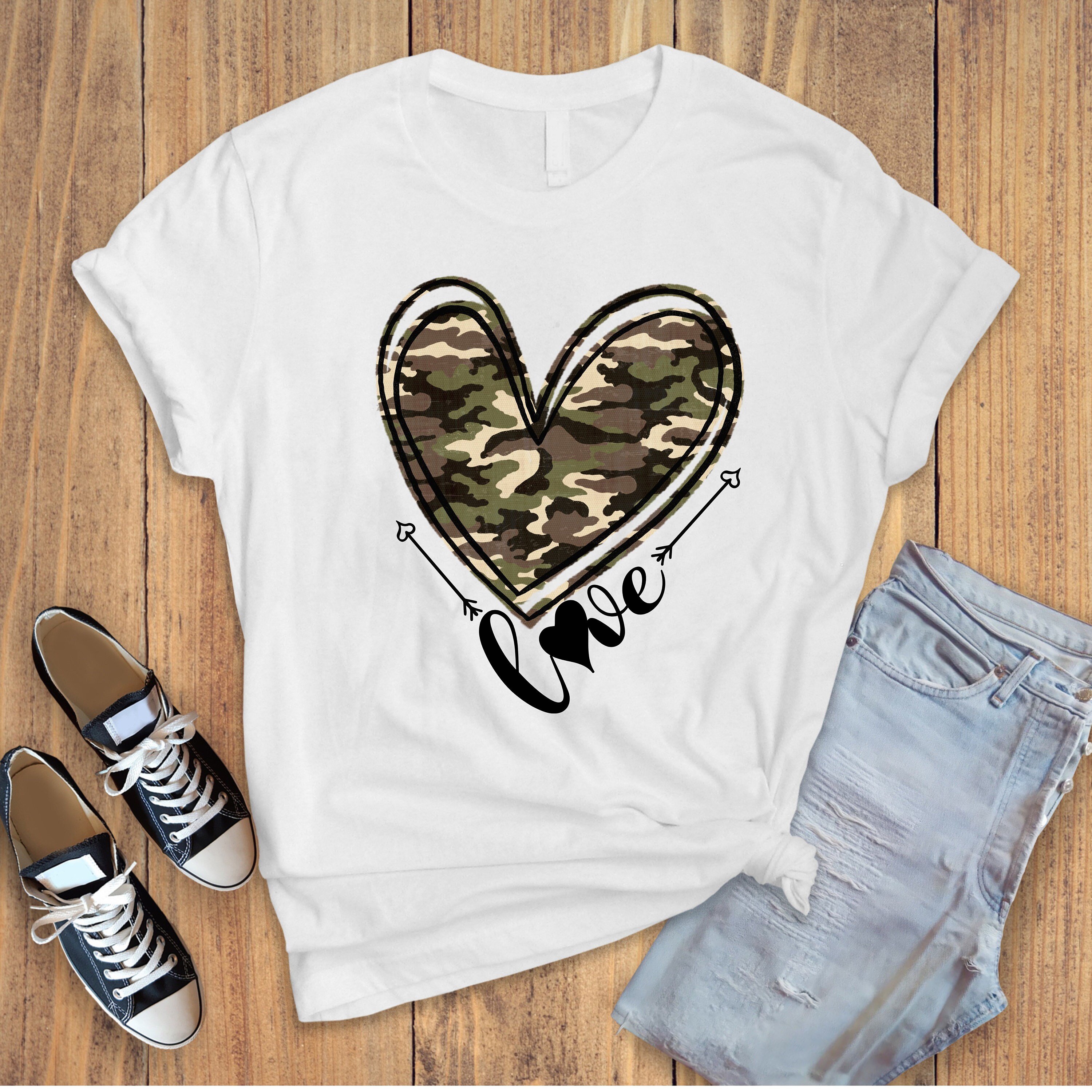 Camo Reverse Heart Tee Women main image 1