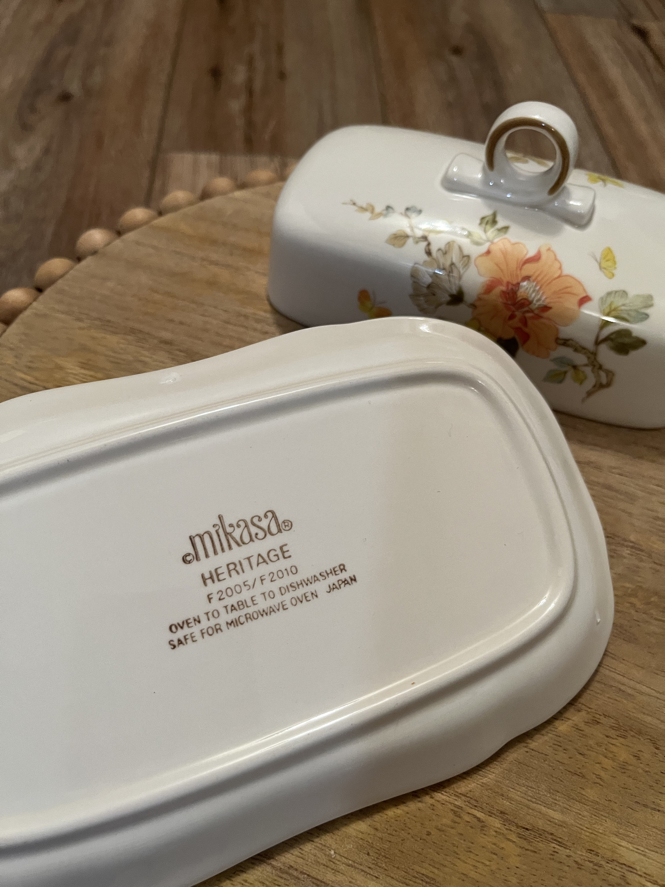 Mikasa Butter Dish Plate and Cover Lid Heritage Olde Tapestry Butter