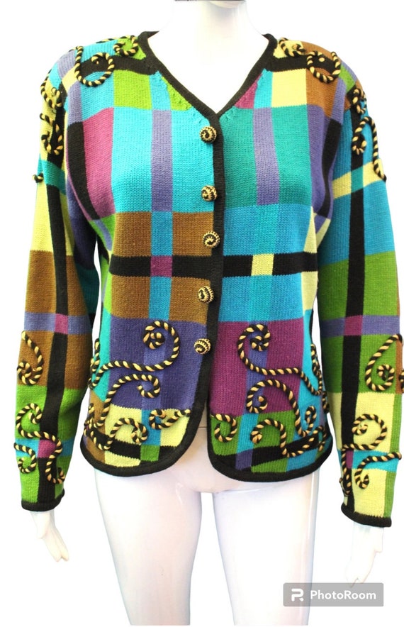 Lisa Nichols Colorful Sweater