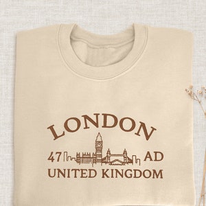 Embroidered London Sweatshirt, United Kingdom Sweatshirt, Embroidered London Crewneck, City Sweatshirt, Women London Hoodies