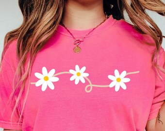 Daisy Garment-Dyed T-shirt , Daisy Shirt , Wildflower Shirt , Summer T-shirt , Shirts for her , Women's Shirt , Daisy Flower Shirt Women's