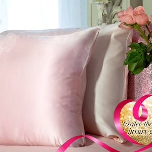 Silk Pillowcase with Suitable Sleep Mask, luxurious Gifts for Her, Mulberry Silk Pillow Cases for Hair Care and Anti-Aging