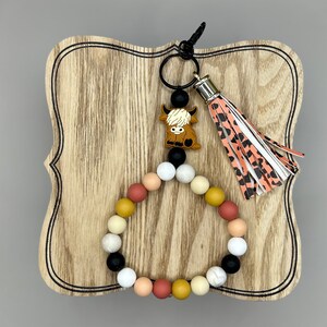 Highland Cow Wristlet