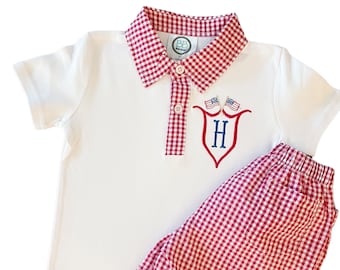 Maglietta patriottica ricamata per bambini: completo personalizzato con bandiera