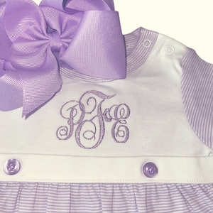 Baby girl coming home outfit, monogrammed footie romper, Personalized Baby gift, Monogrammed sleeper, newborn picture bib front lilac