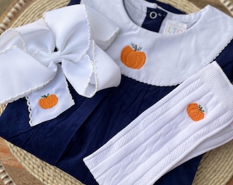 Conjunto de vestido de pana con calabaza bordada • Conjunto de otoño para niña