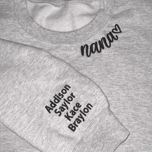 Sudadera de nana personalizada, bordada, mujer, nana, regalo para abuela, sudadera con nombres de niños en la manga, sudadera personalizada, cuello redondo, regalo para