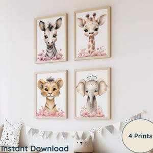 Estampas florais de animais da selva para quarto de menina – Conjunto de 4 downloads digitais | Leão, Girafa, Zebra, Elefante | Arte de parede rosa para quarto de criança | Arte para impressão