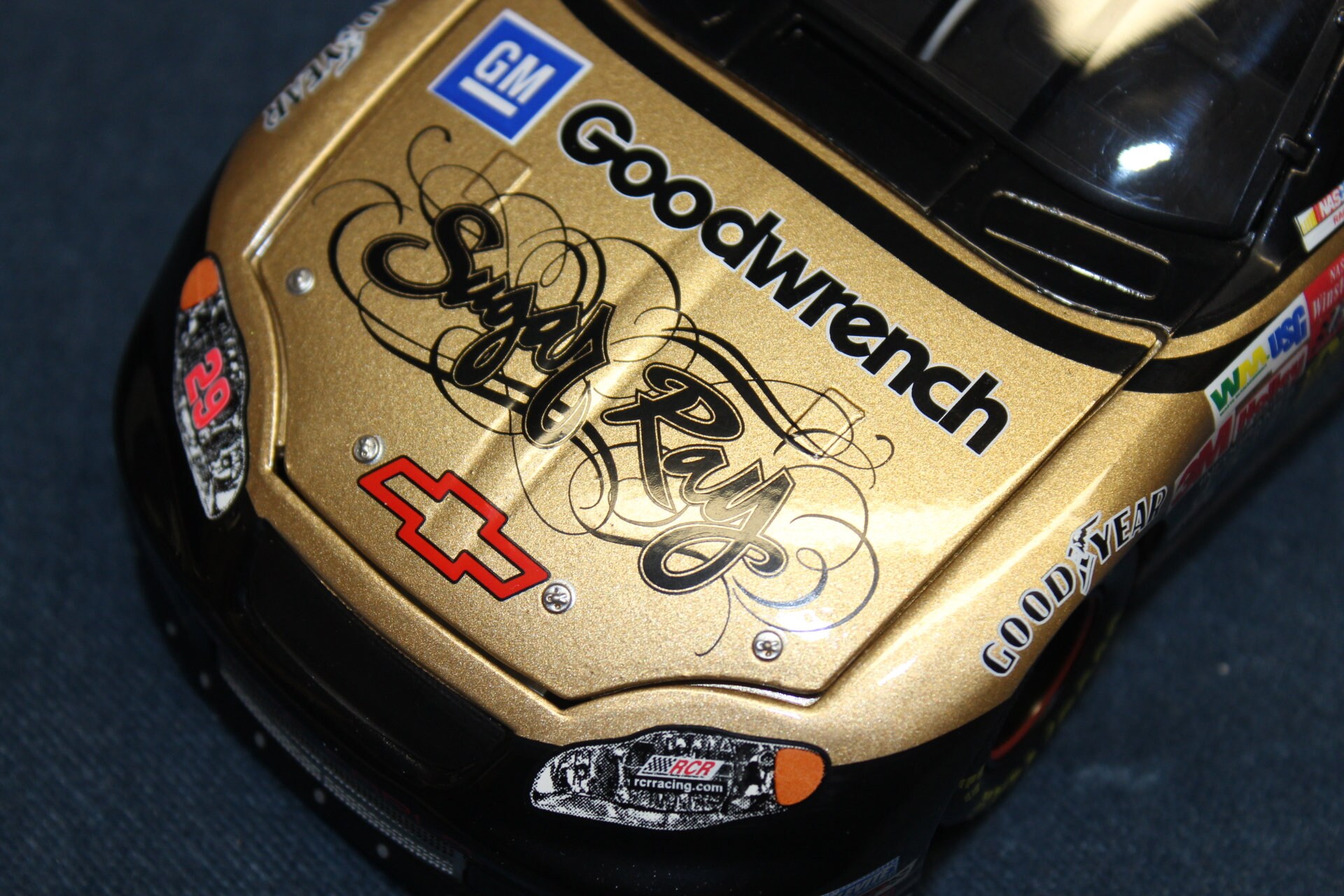 NASCAR Kevin Harvick #29 GM Goodwrench/Sugar Ray 1:24 Scale