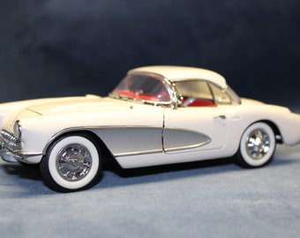 1956 Chevrolet Corvette Franklin Mint Precision Diecast Model,1:24 Scale Classy Classic Car, Highly Detail Collectable